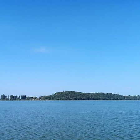 Isola Polvese Resort Castiglione del Lago Exteriör bild