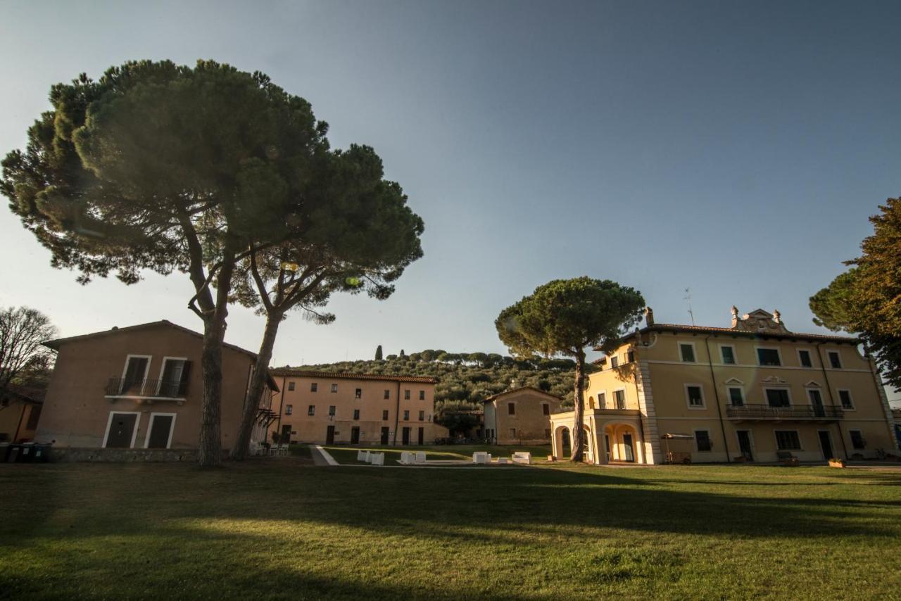 Isola Polvese Resort Castiglione del Lago Exteriör bild
