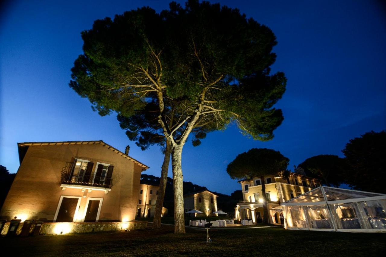 Isola Polvese Resort Castiglione del Lago Exteriör bild